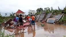 Bão số 1 áp sát miền Tây: Sập nhà, 1 người chết