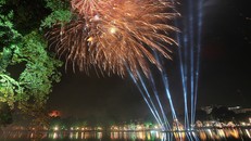 30 điểm bắn pháo hoa đêm giao thừa tại Hà Nội