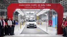 VinFast hoàn thành sản xuất thử nghiệm chiếc xe Lux SUV đầu tiên