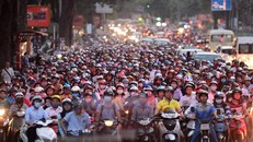 Hà Nội hạn chế xe máy tuyến Nguyễn Trãi, Lê Văn Lương mới chỉ là đề xuất