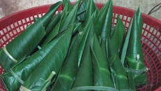 Cooc mò là loại bánh đặc sản của dân tộc nào?