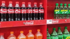 Hoang mang việc sản phẩm Coca-Cola ở Việt Nam 'không được xuất khẩu'