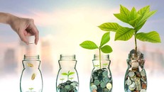 Bí mật cách kiếm tiền của người giàu: Không để đồng tiền 'nằm bất động'