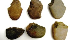 Công cụ lao động của cư dân hậu kỳ Đá cũ sống cách nay khoảng 20.000 năm. Ảnh: vass.gov.vn