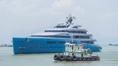 Toàn cảnh siêu du thuyền. 