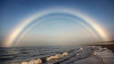 Cầu vồng trắng hình thành như thế nào?