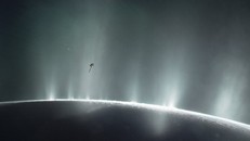 Csssini bay trên vùng trời đầy "hơi thở sự sống" của Enceladus - Ảnh đồ họa từ NASA