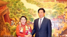 Chủ tịch Quốc hội Việt Nam hội đàm với Chủ tịch Nhân đại Trung Quốc