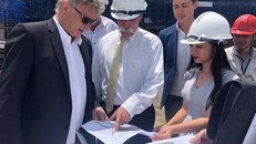 Ông Chase Carey bất ngờ trước tiến độ thần tốc của đường đua F1 Hà Nội