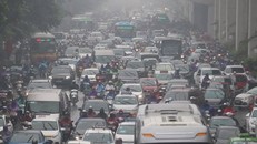 Hà Nội: Nhiều tuyến đường kẹt cứng vì mưa lớn