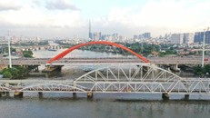 Cầu đường sắt trăm tỷ ở Sài Gòn trước ngày thông xe