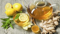 Các biện pháp giải rượu truyền thống chỉ mang tính hỗ trợ, lá gan khỏe mới giúp cơ thể nhanh hết say. - Ảnh minh họa