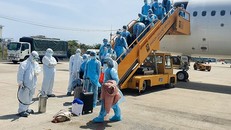 Tạm dừng nhập cảnh với người đến từ vùng dịch Hàn Quốc