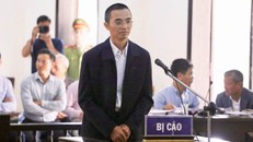 Bị cáo Đặng Anh Tuấn tại phiên tòa hồi tháng 11/2019. - Ảnh: Pháp Luật TP.HCM