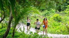 Côn Đảo sẽ ngừng đón tiếp du khách trong và ngoài nước từ 0g ngày 24/3 cho đến khi có thông báo mới. - Ảnh: Xuân Thọ