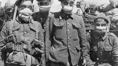 Ai là người đầu tiên phát minh ra khẩu trang y tế?