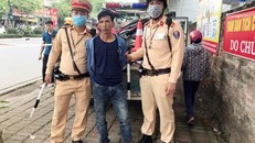 CSGT phát hiện tài xế giấu ma túy ngay trong ngày đầu ra quân tổng kiểm soát