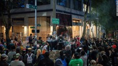 Người biểu tình chiếm khu phố ở Mỹ, lập 'khu tự trị đồi Capitol'