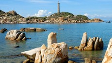 Nơi nào trên đất liền nước ta nhìn thấy Mặt Trời đầu tiên?