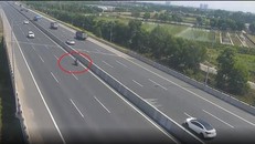 Truy tìm hai đối tượng phóng xe máy trên cao tốc Hà Nội - Hải Phòng