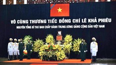 ​ Linh cữu nguyên Tổng Bí thư Lê Khả Phiêu được quàn tại Nhà tang lễ quốc gia, số 5 Trần Thánh Tông, Hà Nội. Ảnh: VGP/Đoàn Bắc