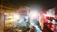 Tai nạn kinh hoàng trên QL1 làm 1 người chết, 19 người bị thương