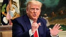 Những 'nước cờ' của ông Trump trong 50 ngày cuối tại Nhà Trắng