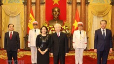 Tổng Bí thư, Chủ tịch nước tiếp Đại sứ 3 nước trình Quốc thư