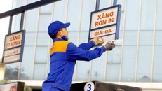 Giá xăng, dầu đồng loạt tăng trở lại