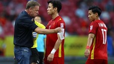 HLV tuyển Thái Lan bị tấn công trên mạng xã hội