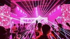 Mở lại karaoke, vũ trường cần căn cứ cấp độ dịch COVID-19 tại địa phương