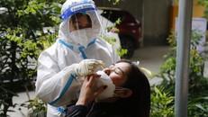 Ngày 9/4: Số mắc COVID-19 cả nước giảm mạnh, còn 34.140 ca