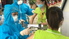 Bộ Y tế tiếp tục 'thúc' các địa phương tăng cường tiêm vaccine phòng COVID-19