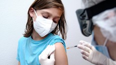 Mỹ dự kiến tiêm vaccine ngừa COVID-19 cho trẻ dưới 5 tuổi trong tháng 6
