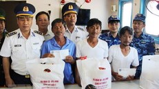 Tìm thấy 5 thuyền viên trên tàu cá BTh 97478 TS bị mất liên lạc