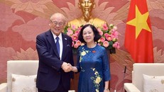 Trưởng Ban Tổ chức Trung ương, Chủ tịch Nhóm Nghị sỹ hữu nghị Việt Nam-Nhật Bản Trương Thị Mai tiếp Cố vấn đặc biệt Liên minh Nghị sỹ hữu nghị Nhật Bản-Việt Nam Takebe Tsutomu.