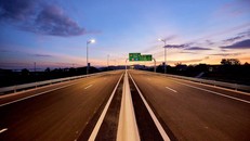 Khám phá tuyến cao tốc Sun Group đầu tư có hệ thống chiếu sáng hiện đại nhất Việt Nam