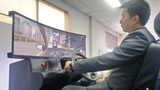 Với mô hình cabin tập lái xe, người học sẽ được trải qua rất nhiều tình huống với nhiều địa hình cung đường và thời tiết khác nhau.