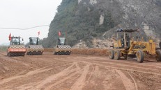 'Chạy đua' để giải ngân hơn 8.500 tỷ đồng dự án cao tốc Bắc-Nam