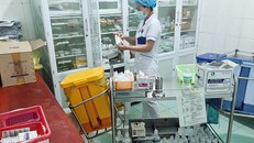 Bảo đảm đủ thuốc, vật tư y tế phục vụ khám, chữa bệnh bảo hiểm y tế