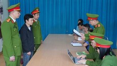 Cơ quan công an đọc lệnh khởi tố Vũ Đức Thắng.