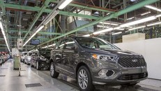 Ford phải đóng cửa nhà máy vì công nhân nhiễm Virus Corona