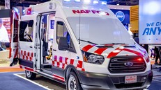 Ford Transit - không chỉ là một chiếc xe du lịch