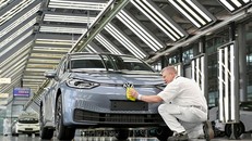 Volkswagen có kế hoạch đến năm 2035 sẽ ngừng bán xe động cơ đốt trong tại châu Âu