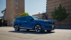 VinFast công bố chính sách chăm sóc đặc biệt cho VF 9