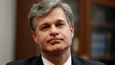 Giám đốc mới của FBI có mức thu nhập triệu đô 