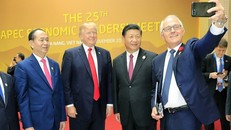 Những hình ảnh thú vị của các nhà lãnh đạo bên lề Hội nghị APEC