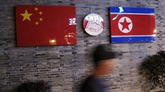 Trung Quốc bất ngờ ‘tung đòn’ với Triều Tiên