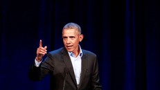 Cựu Tổng thống Obama cảnh báo ông Trump đã ‘sai lầm’