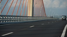 Cầu Bạch Đằng bị vênh, lún: Sẽ tiến hành bù vênh khi hết thời gian theo dõi